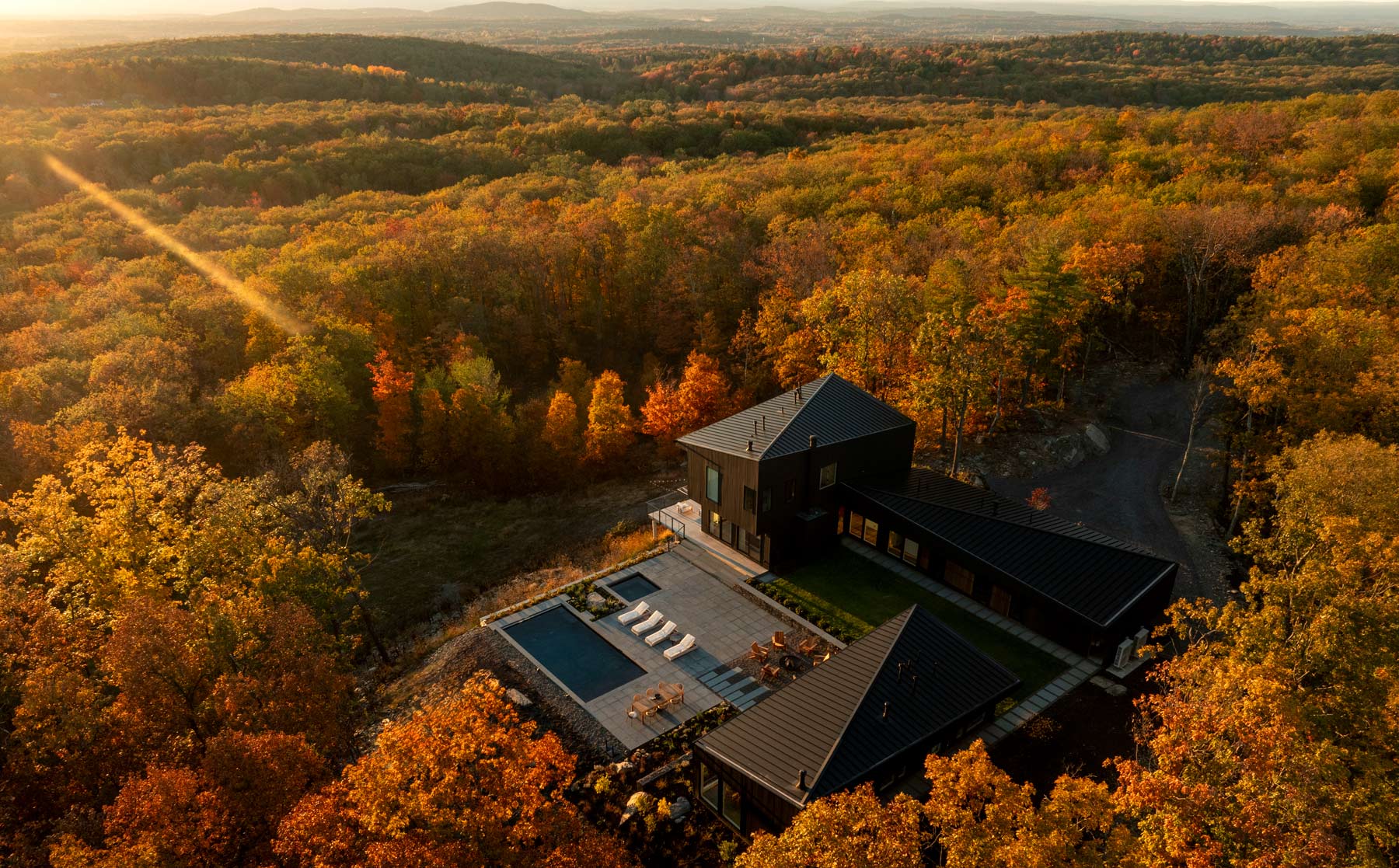 Modern Hudson Valley Home Architecture in Peak Autumn Foliage